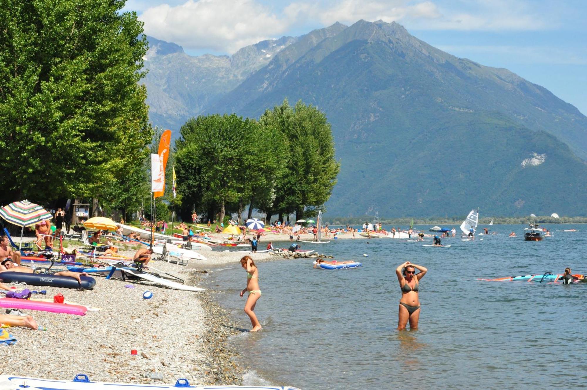 Camping Villaggio Paradiso Domaso Eksteriør billede