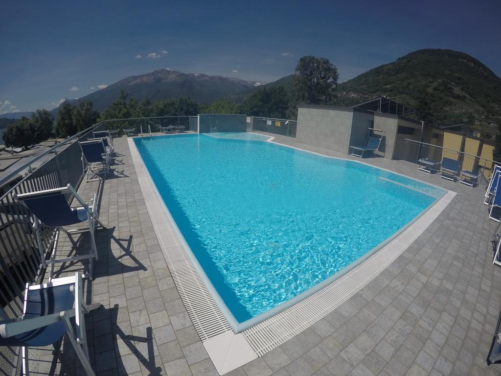 Camping Villaggio Paradiso Domaso Eksteriør billede