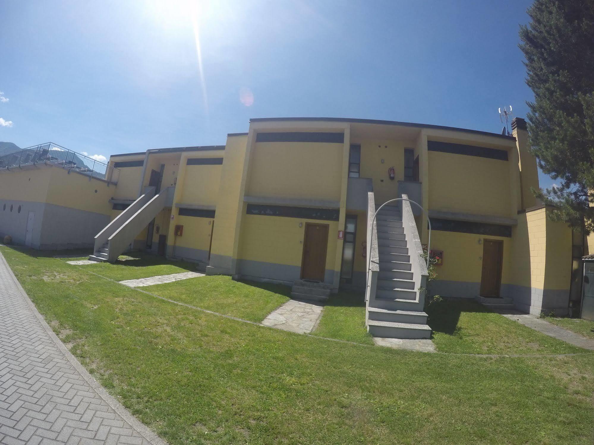Camping Villaggio Paradiso Domaso Eksteriør billede