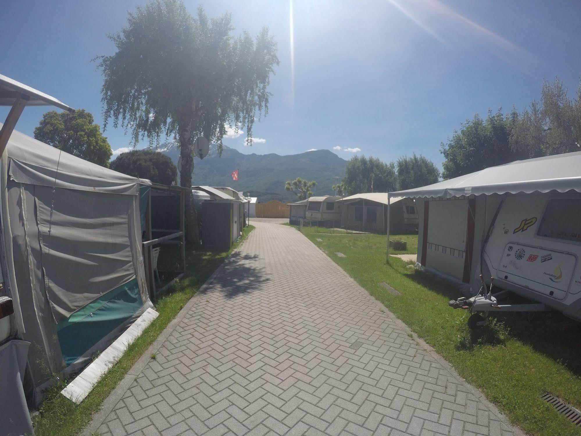 Camping Villaggio Paradiso Domaso Eksteriør billede