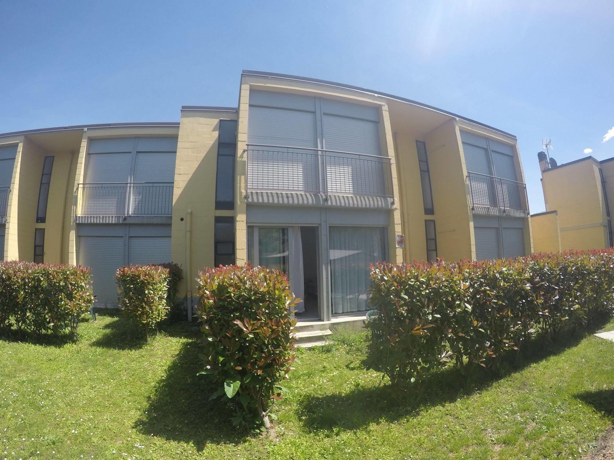 Camping Villaggio Paradiso Domaso Eksteriør billede