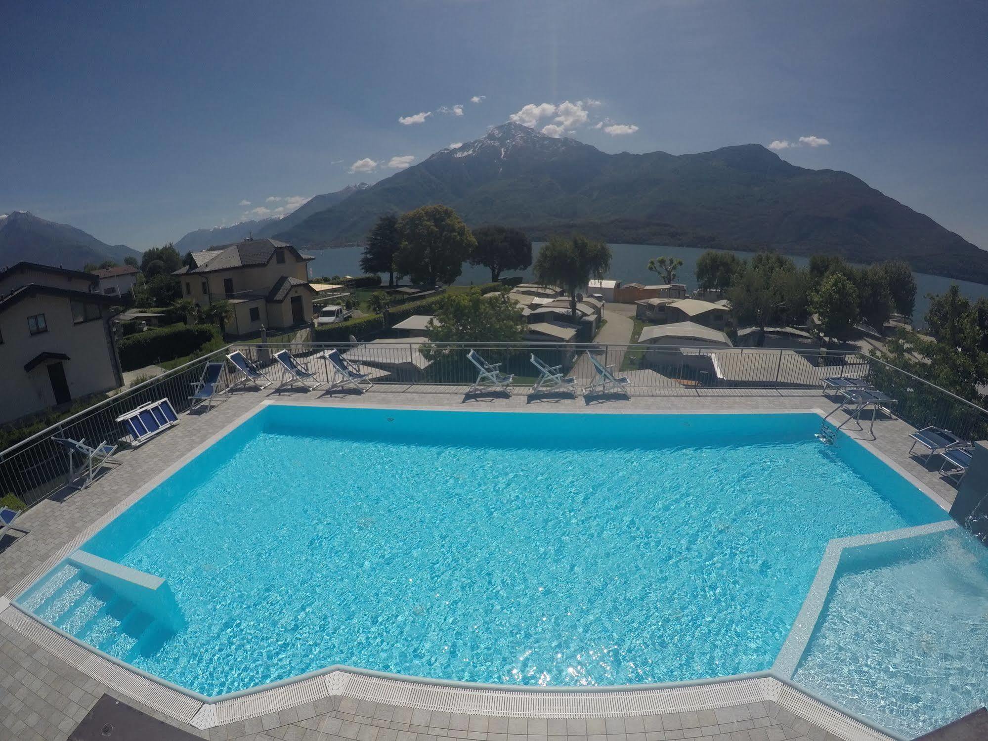 Camping Villaggio Paradiso Domaso Eksteriør billede