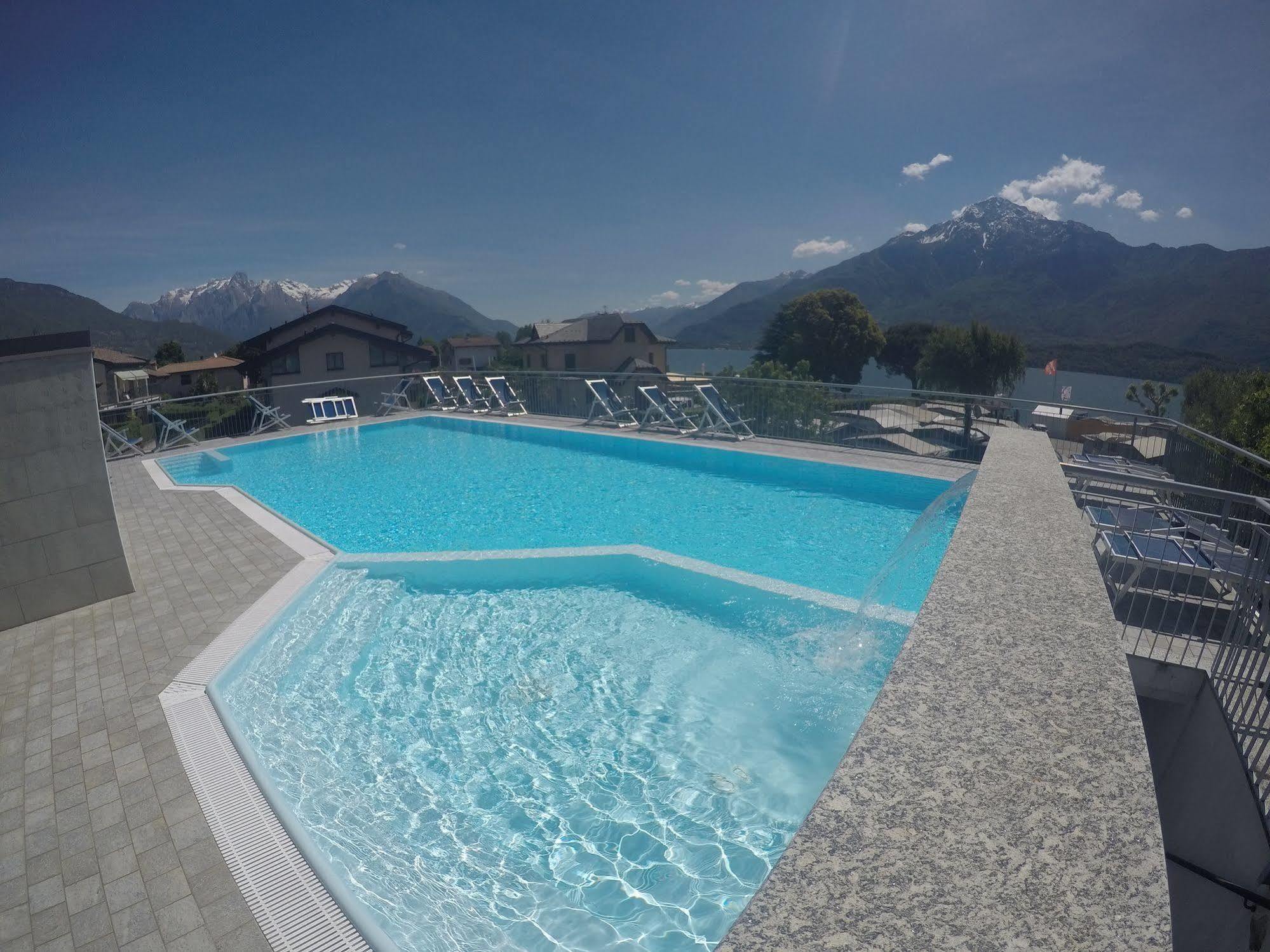 Camping Villaggio Paradiso Domaso Eksteriør billede