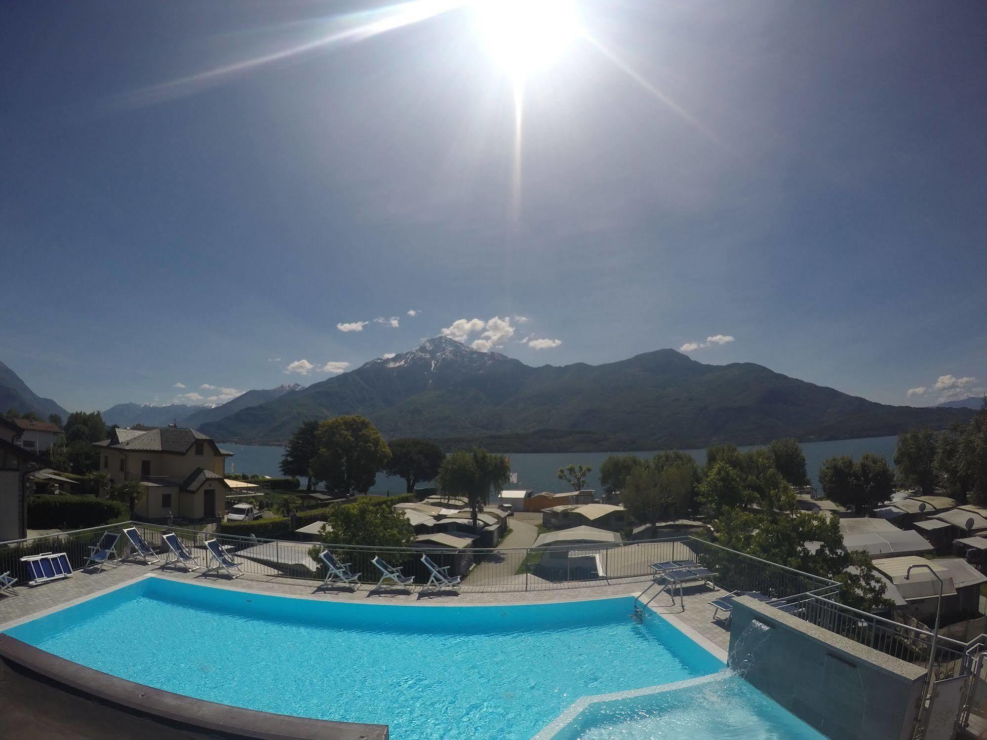 Camping Villaggio Paradiso Domaso Eksteriør billede