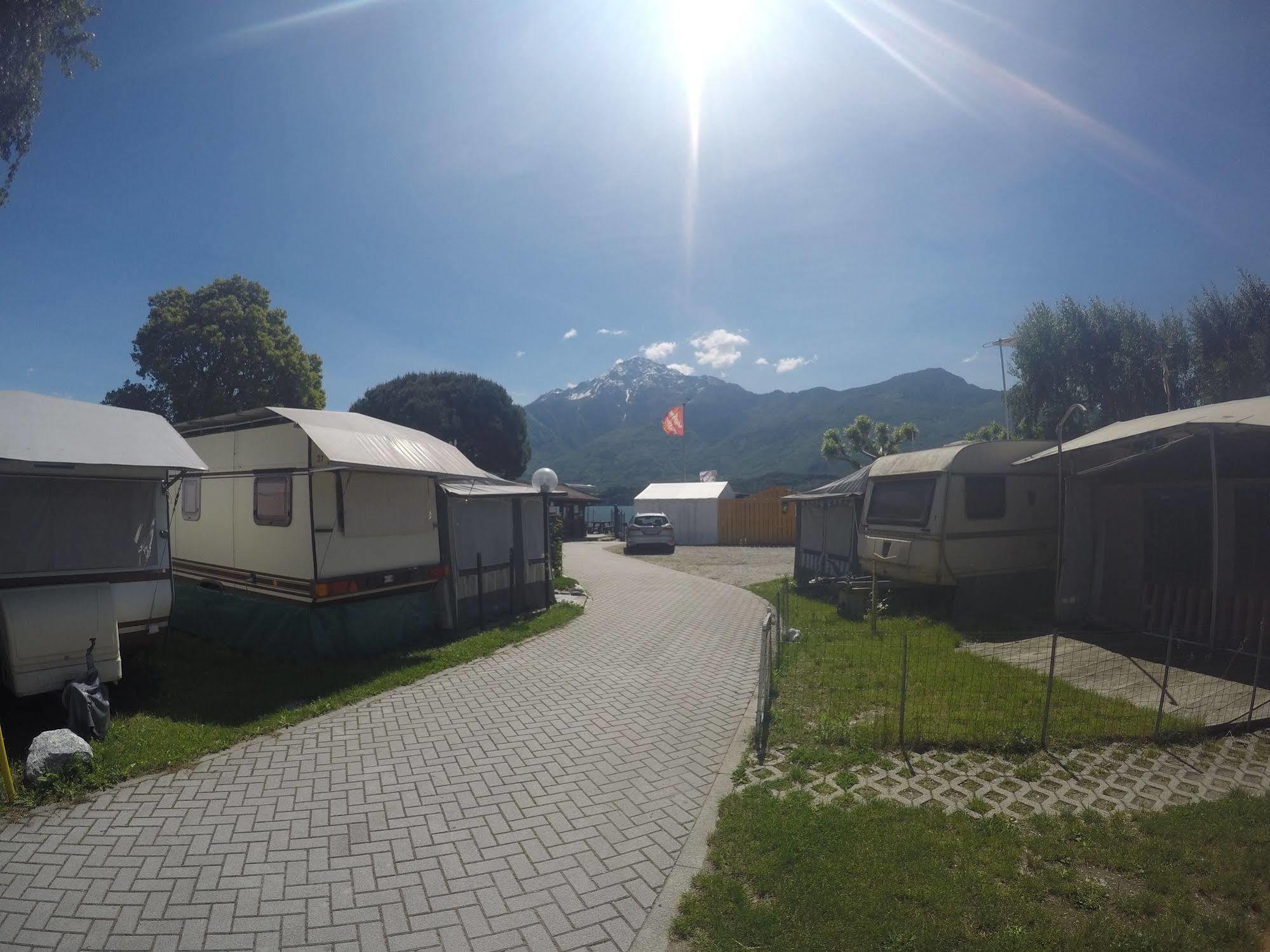 Camping Villaggio Paradiso Domaso Eksteriør billede